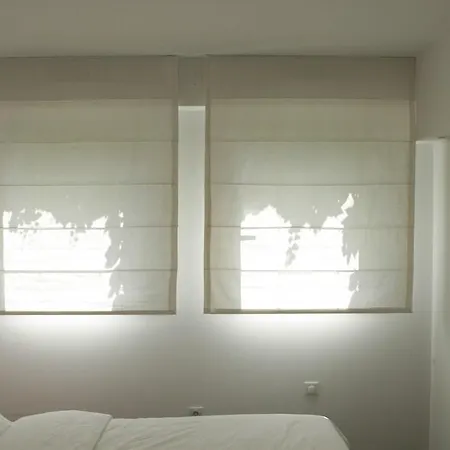 Les De Catherine, La Si Calme Apartamento